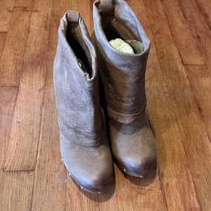 Women, Vince Camuto boots with gold stud size 8 1/2